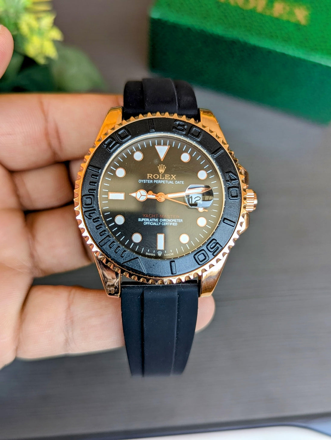 🖤✨ RLX Oyster Flex Strap Watch – Black with Golden Touch ⌚