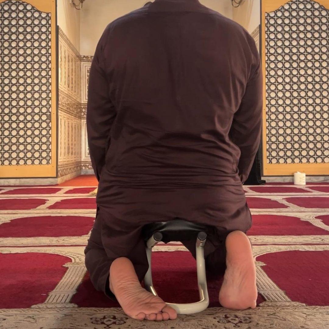 Mini Prayer Stool – Compact Comfort for Daily Devotion
