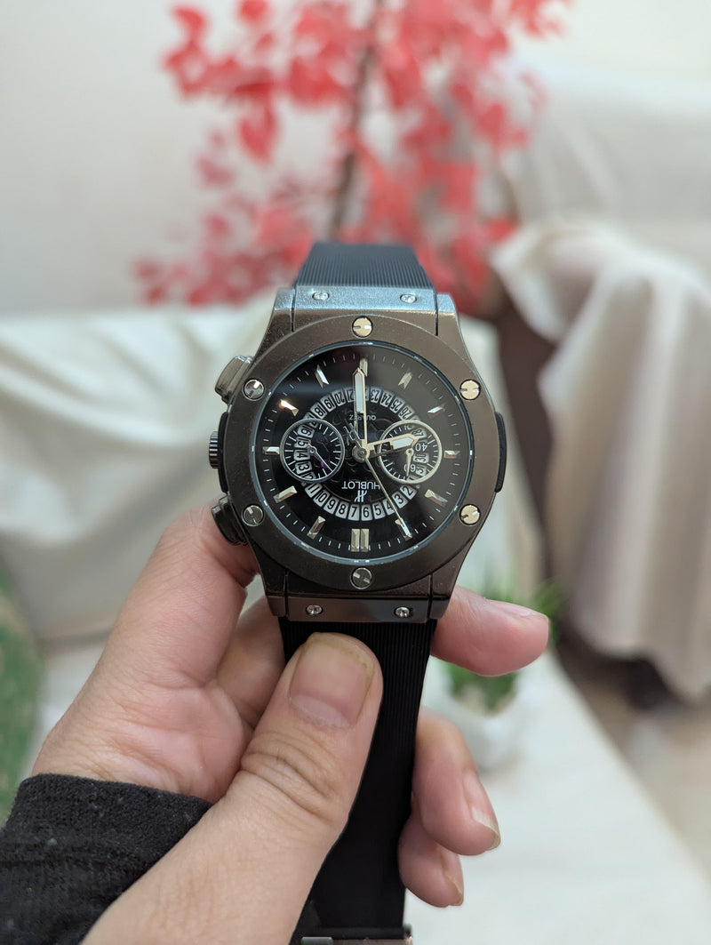 🎁 HBLT Premium Watch – Master Lock & Date Function ⌚